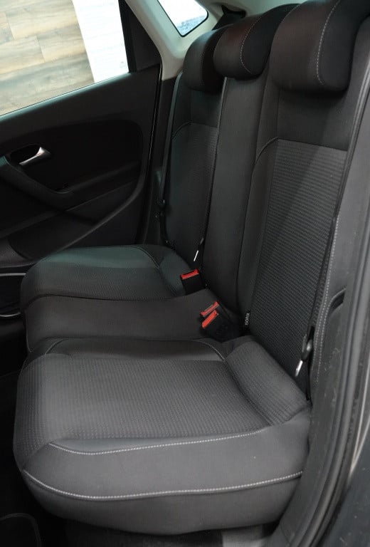 Volkswagen Polo 1.4-16v highline | carplay | cruise | xenon | pdc |