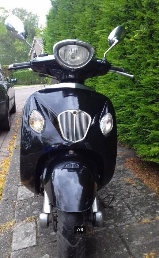 ZNEN retro scooter 2008 50cc blauw kenteken snorfiets