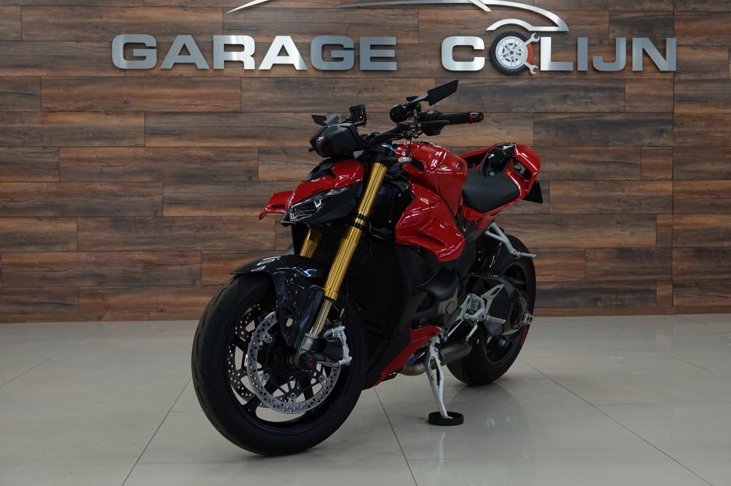 Ducati Streetfighter tour v4 s | akrapovic | carbon |