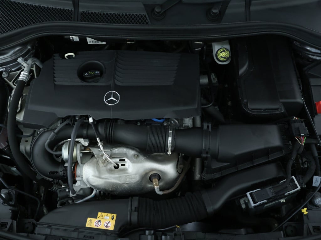Mercedes-Benz B-Klasse 180 ambition | trekhaak | parkeersensoren | inclusie