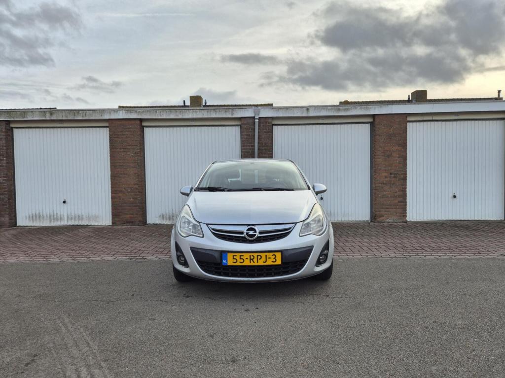 Opel Corsa 1.3 cdti ecoflex s/s connect edition / coc aanwezig
