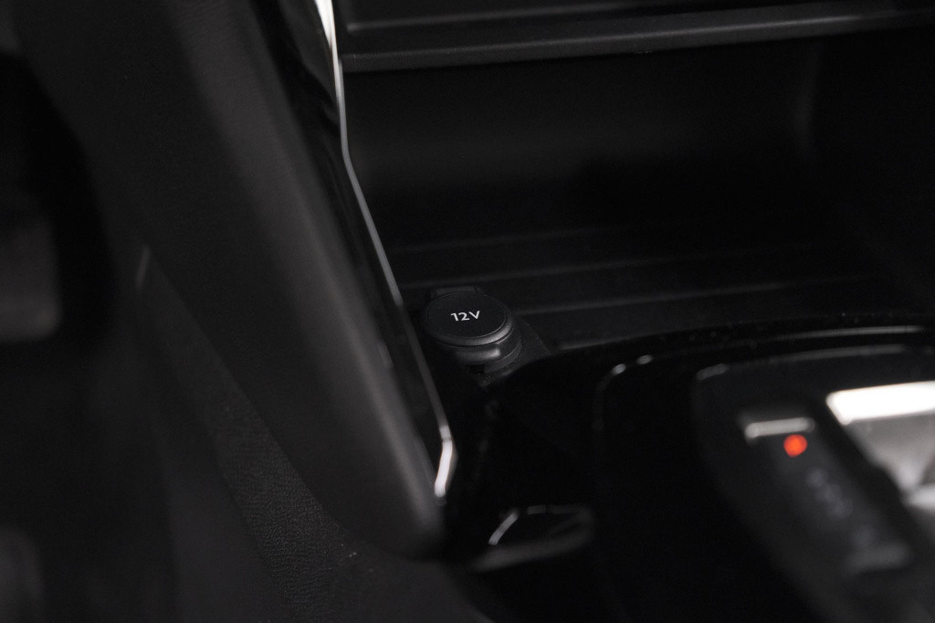 Peugeot 208 ev active pack 50 kwh | apple carplay | parkeersensoren | navig