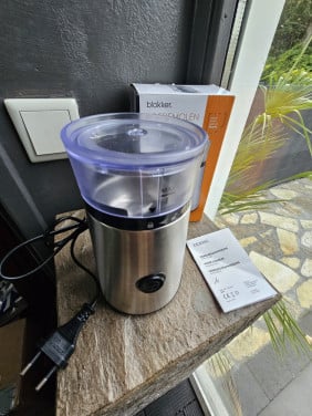 Nieuw in de doos, blokker rvs luxe koffiemolen, zware kwaliteit....
