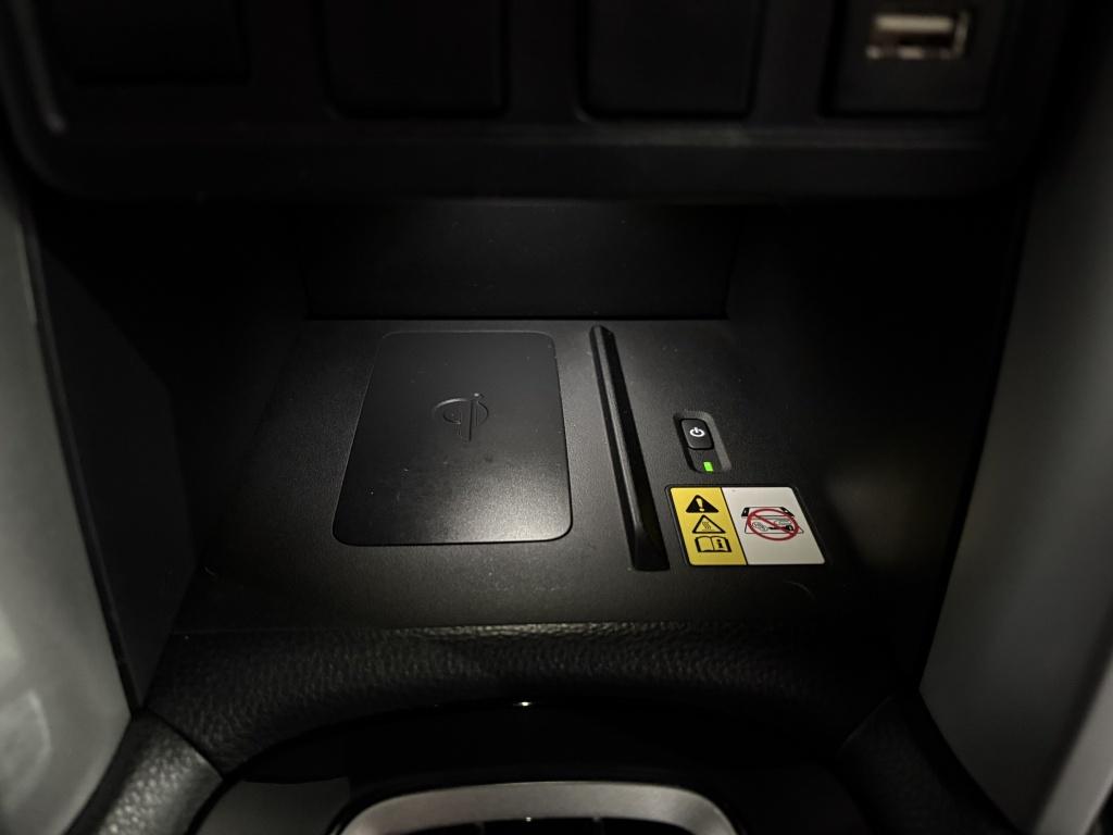 Toyota Corolla Cross hybrid 200 style| adap.cruise| camera| pdc| keyless