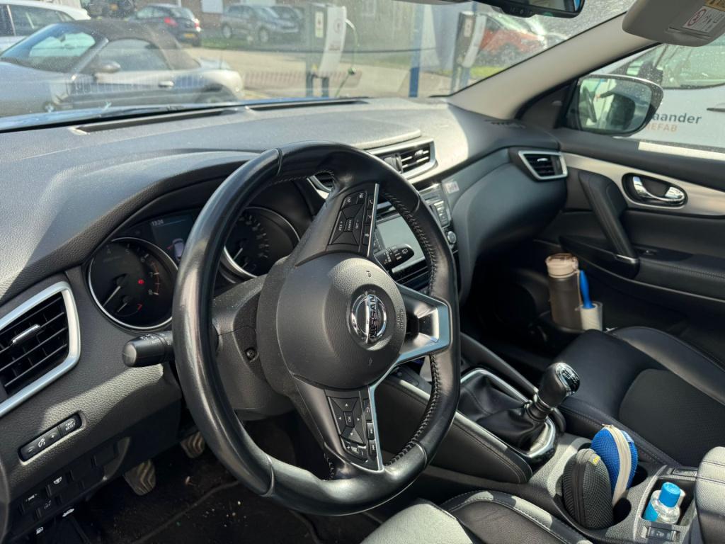 Nissan Qashqai 1.3 dig-t tekna