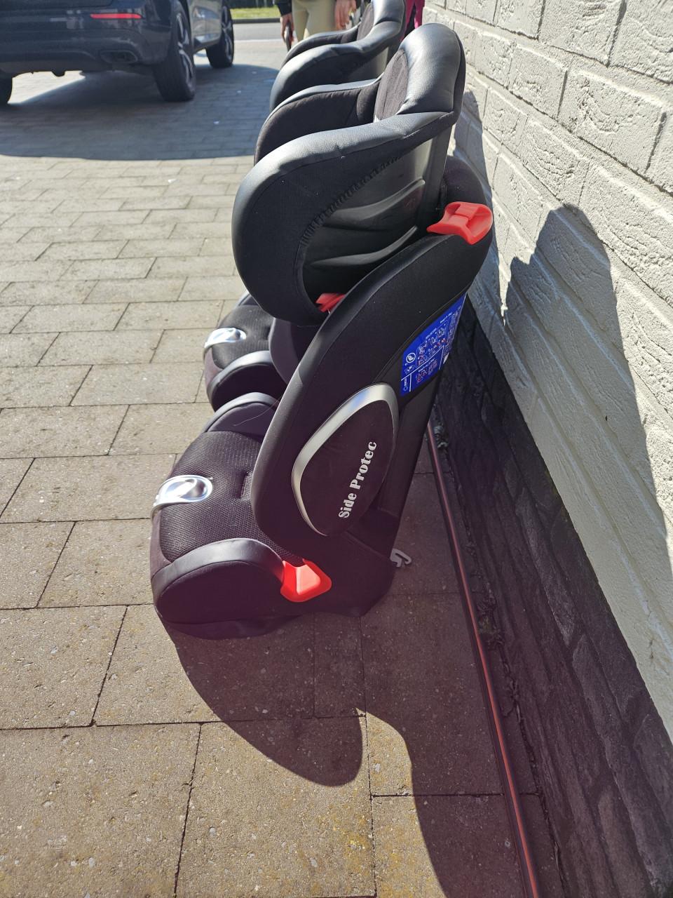 Sparco autostoel(en) 50 euro per stuk