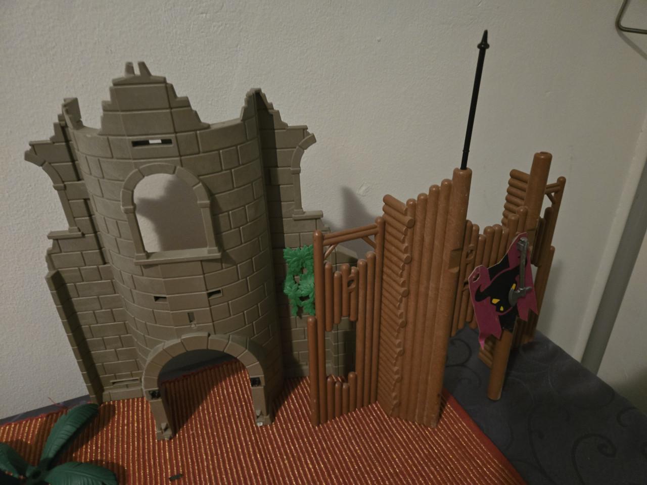 SUPERAANBIEDING. Megaveel Playmobile .ong 2 verhuisdozen Ongesorteerd.