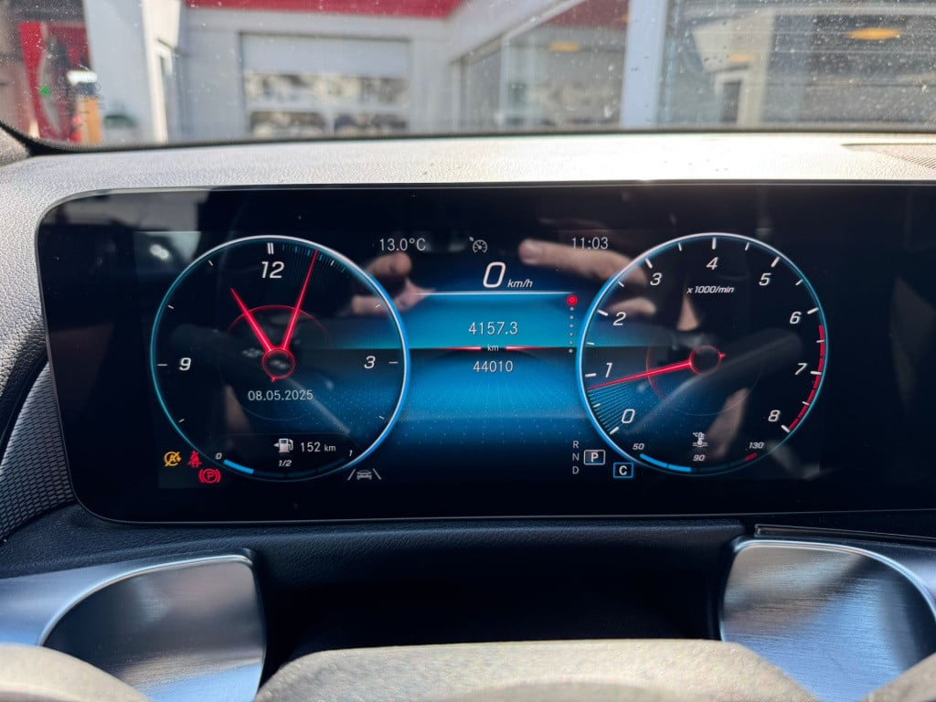Mercedes-Benz Glb 200 business solution