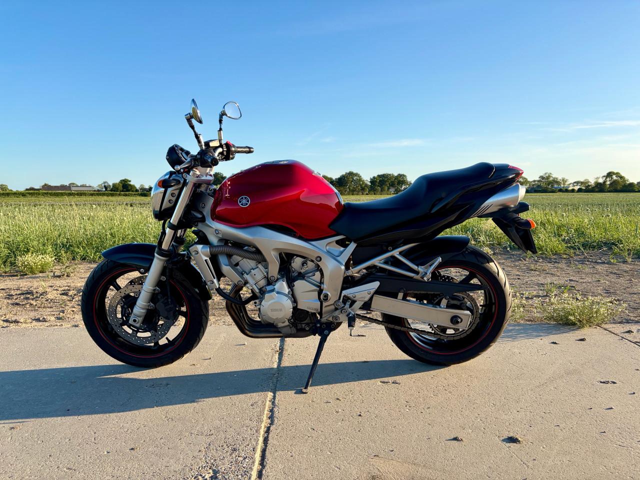 Yamaha FZ6N - 2005