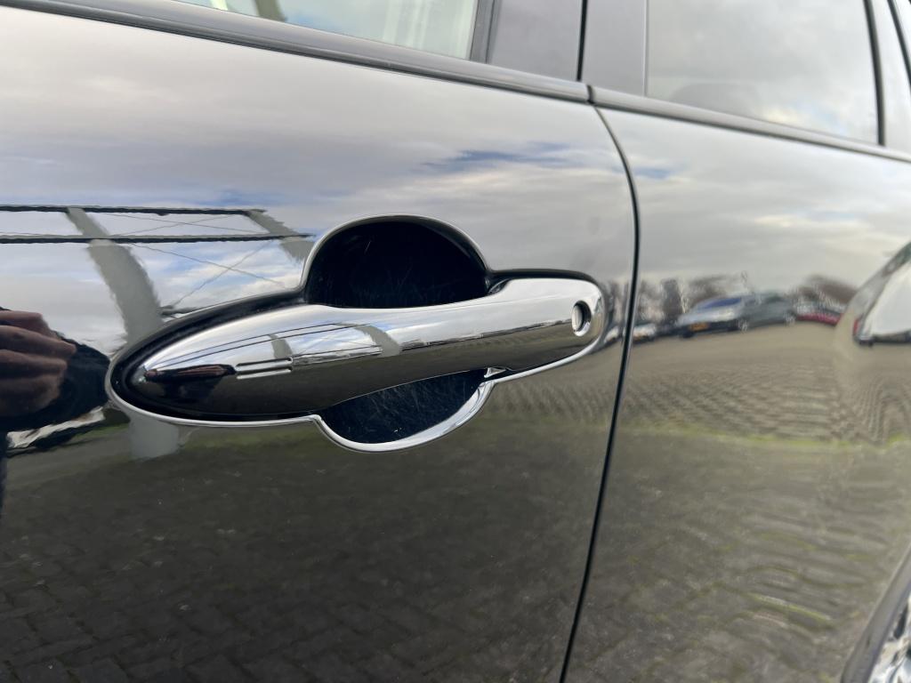 Toyota Corolla Cross hybrid 140 dynamic