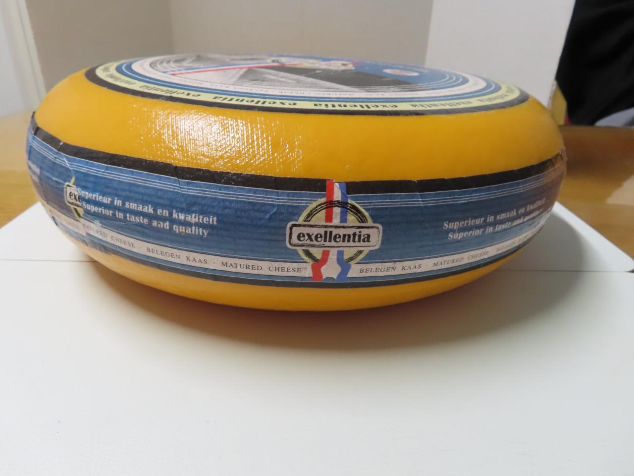 Plastic kazen Per stuk €.15,00 Doorsnee 32 cm