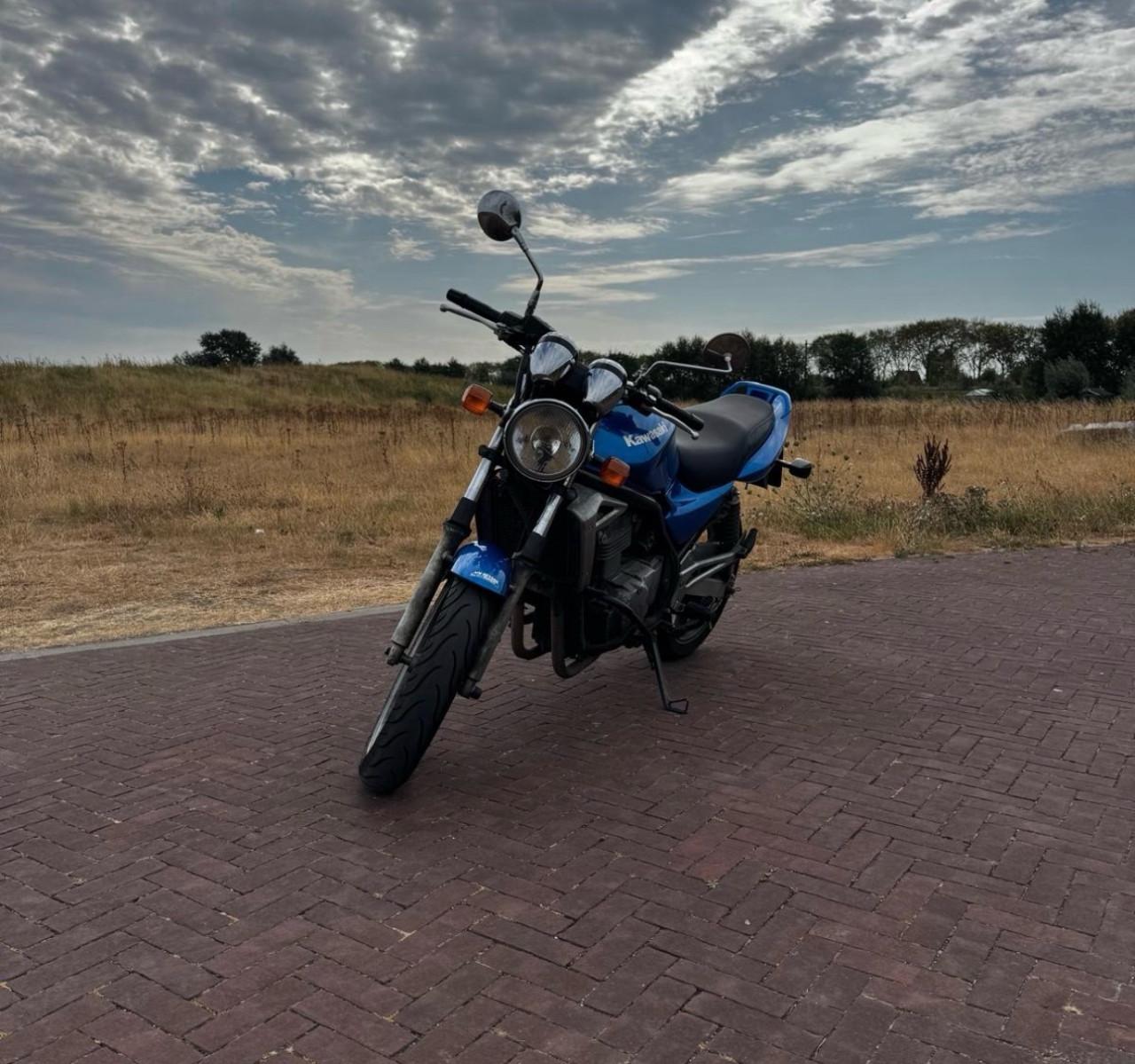 Kawasaki ER5