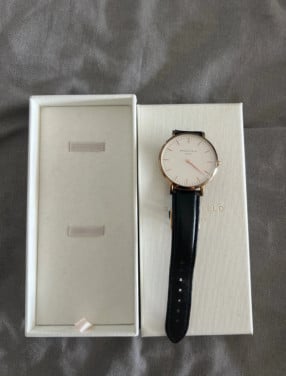 Horloge Rosefield (nieuwe batterij nodig)