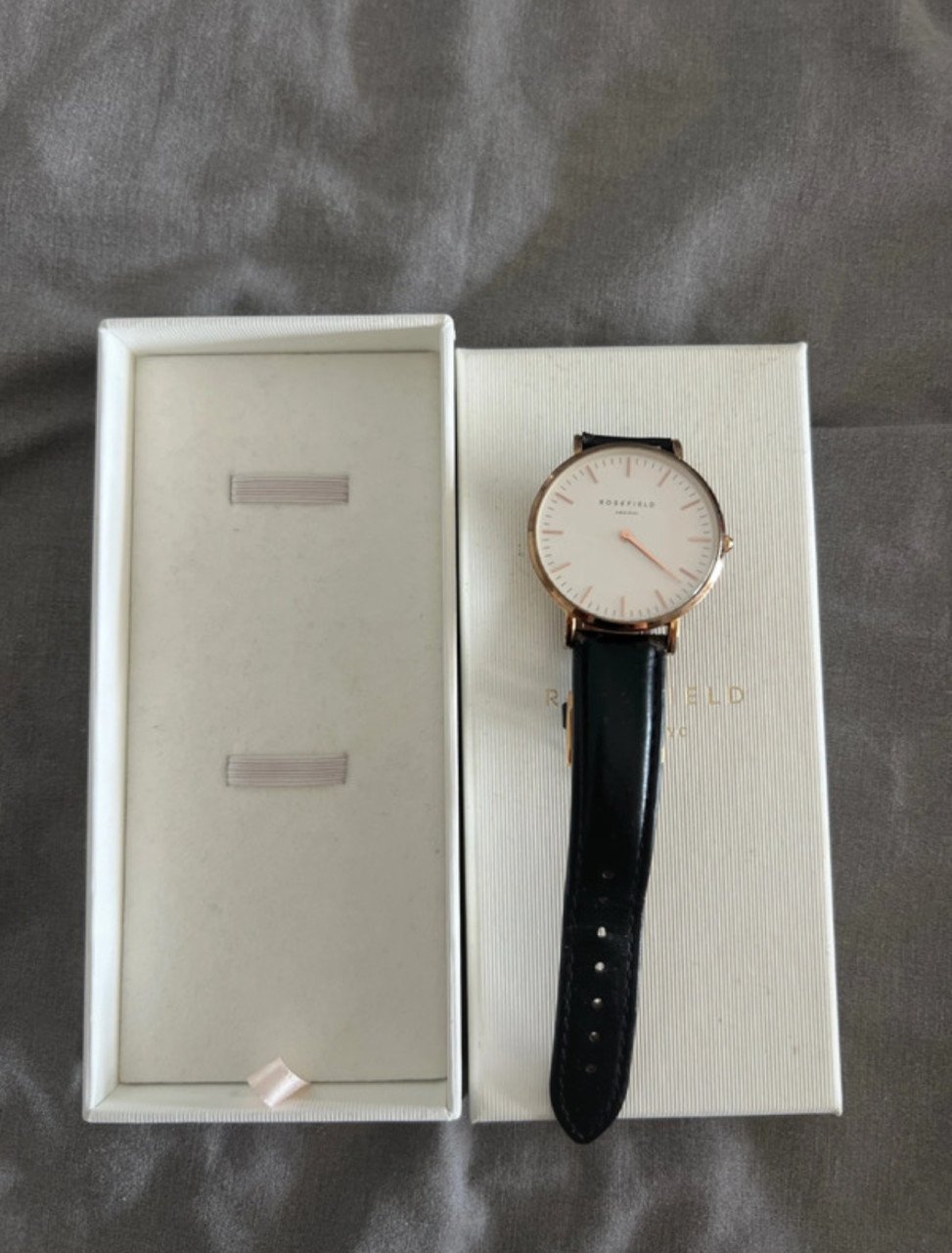 Horloge Rosefield (nieuwe batterij nodig)
