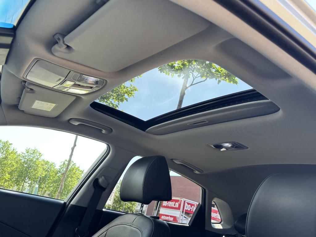 Hyundai Kona ev limited 64 kwh