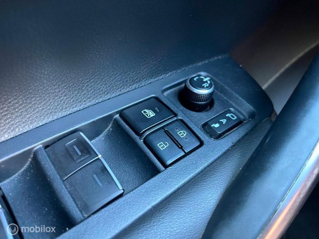 Toyota Corolla Touring Sports 2.0 hybrid style | btw | 1e eigenaar | volled