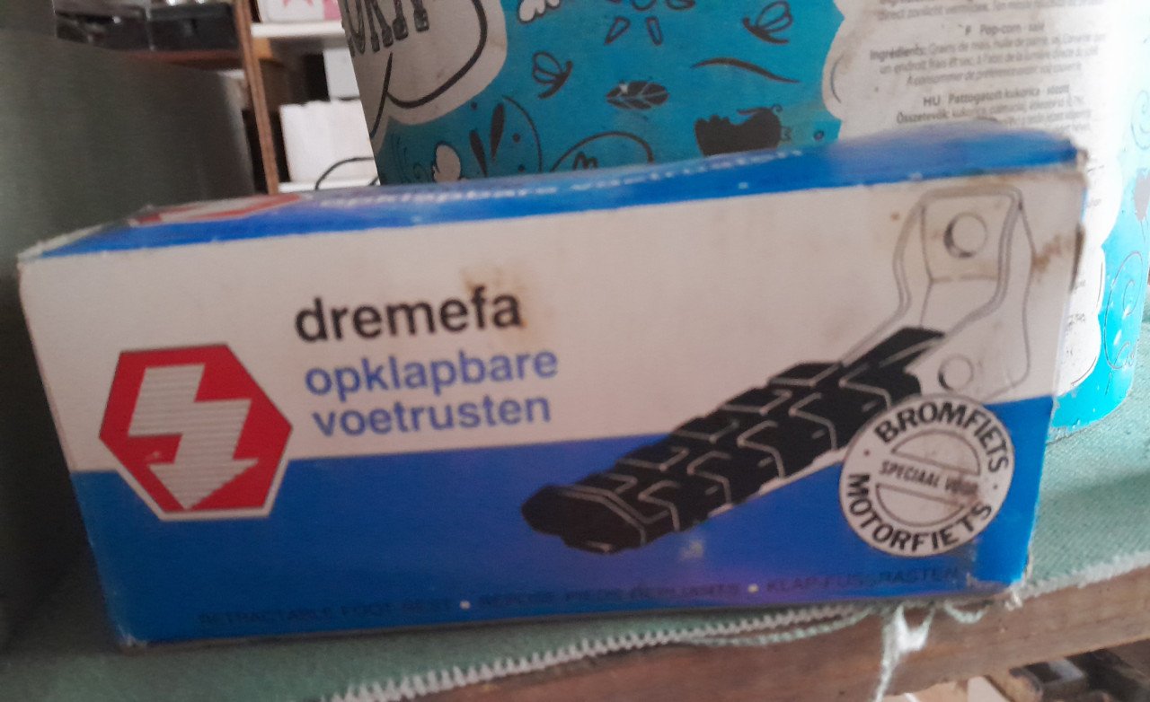 Partij fiets onderdelen zowel nieuw als gebruikt