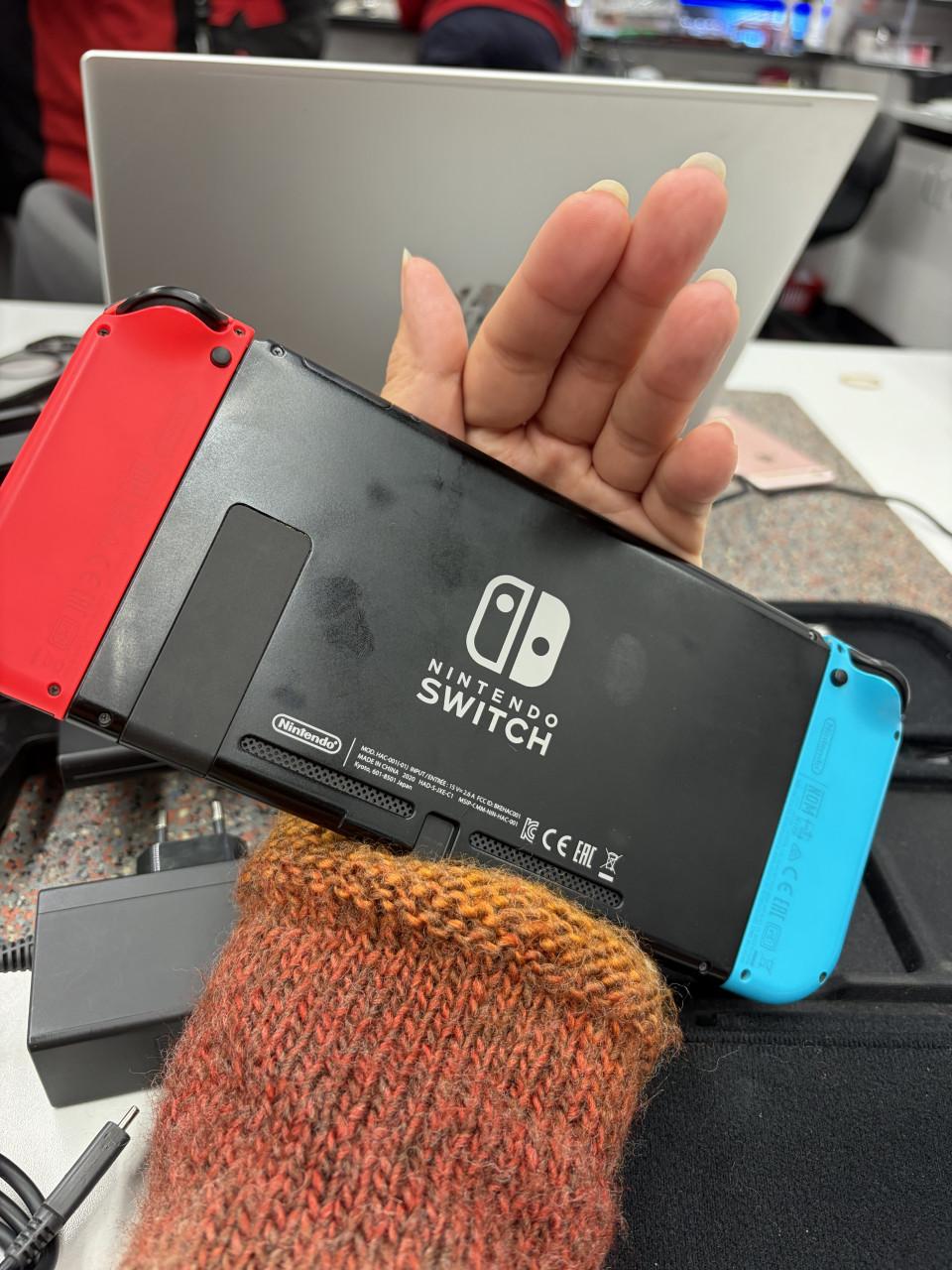 Nintendo Switch incl 6 spelletjes
