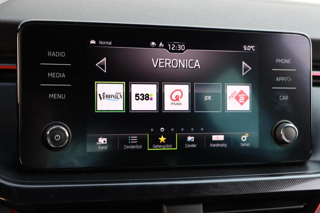 Skoda Scala 1.0 tsi sport business 115pk dsg7