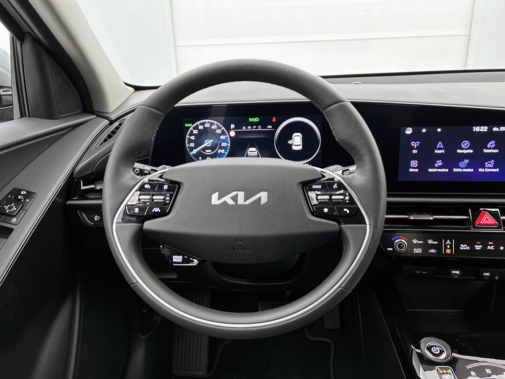 Kia Niro Ev air 64.8 kwh | company car | 10 jaar garantie | parkeercamera |