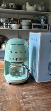 Smeg koffiezetapparaat mintgroen – 10 kopjes ☕