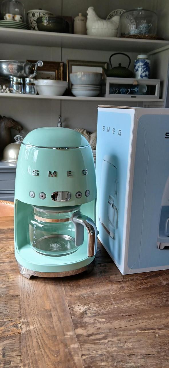 Smeg koffiezetapparaat mintgroen – 10 kopjes ☕