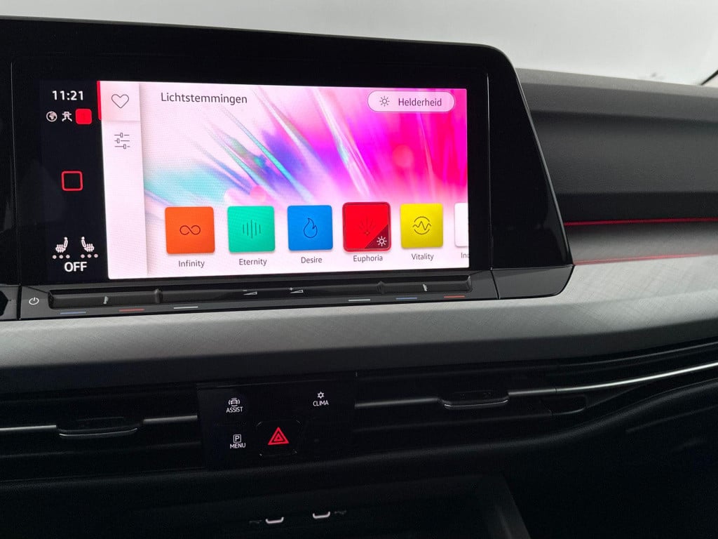 Volkswagen Golf variant 1.5 etsi life business dsg7 130pk