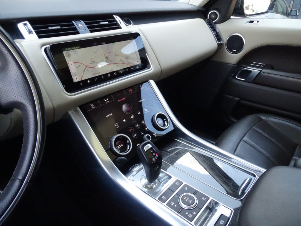 Land Rover Range Rover p400e hse dynamic | hud | matrix led | stoel ventila