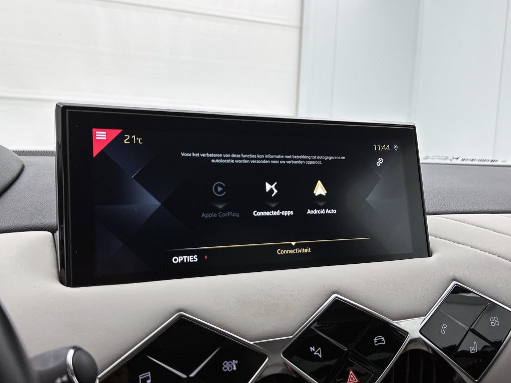 Ds Ds 3 crossback 130pk automaat rivoli | matrix led | navigatie | stoelver