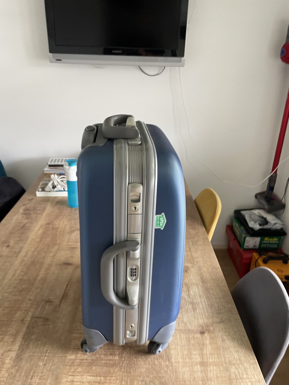 Te koop kleine reiskoffer