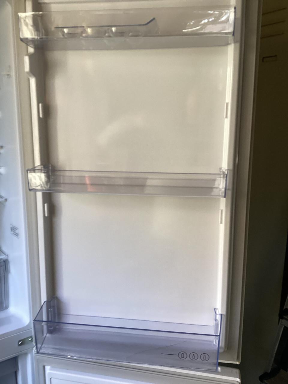 Koel-vries combinatie.