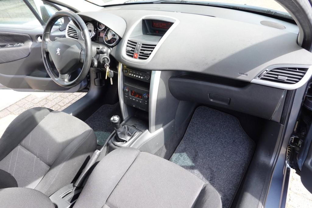 Peugeot 207 1.6 vti xs