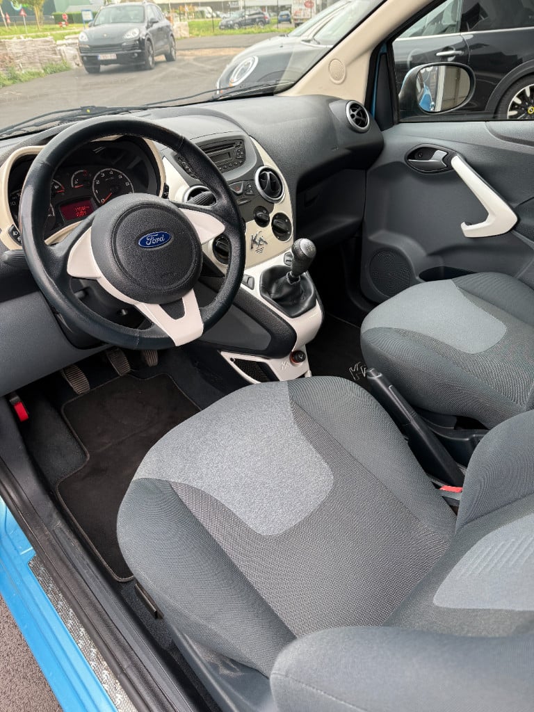 Ford KA 1.2 - titanium x - airco