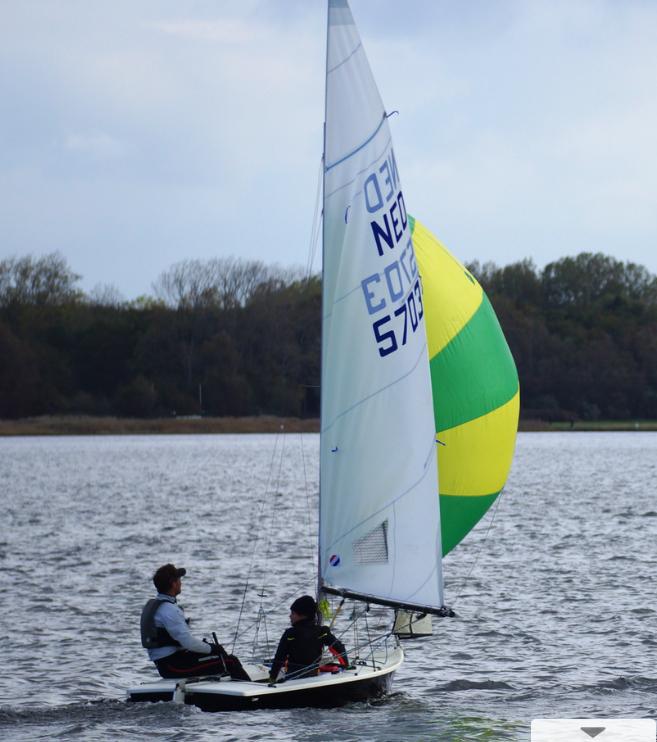 Laser 2 Regatta (met nieuwe zeilen en weg+waltrailer)