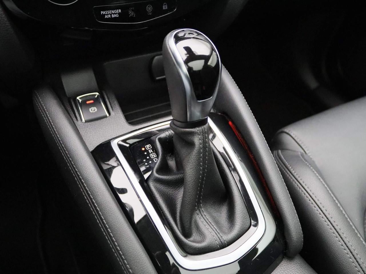Nissan Qashqai 1.3 Dig-t 160 pk 2019 automaat trekhaak