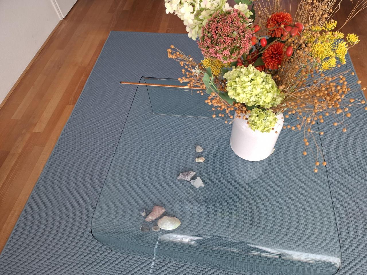 Mooie stevige glazen salontafel