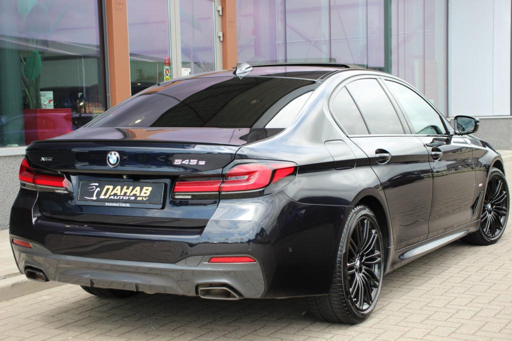 BMW 5 Serie 545e xdrive m-sport | schuifdak | 360 | head up | acc | el.trek
