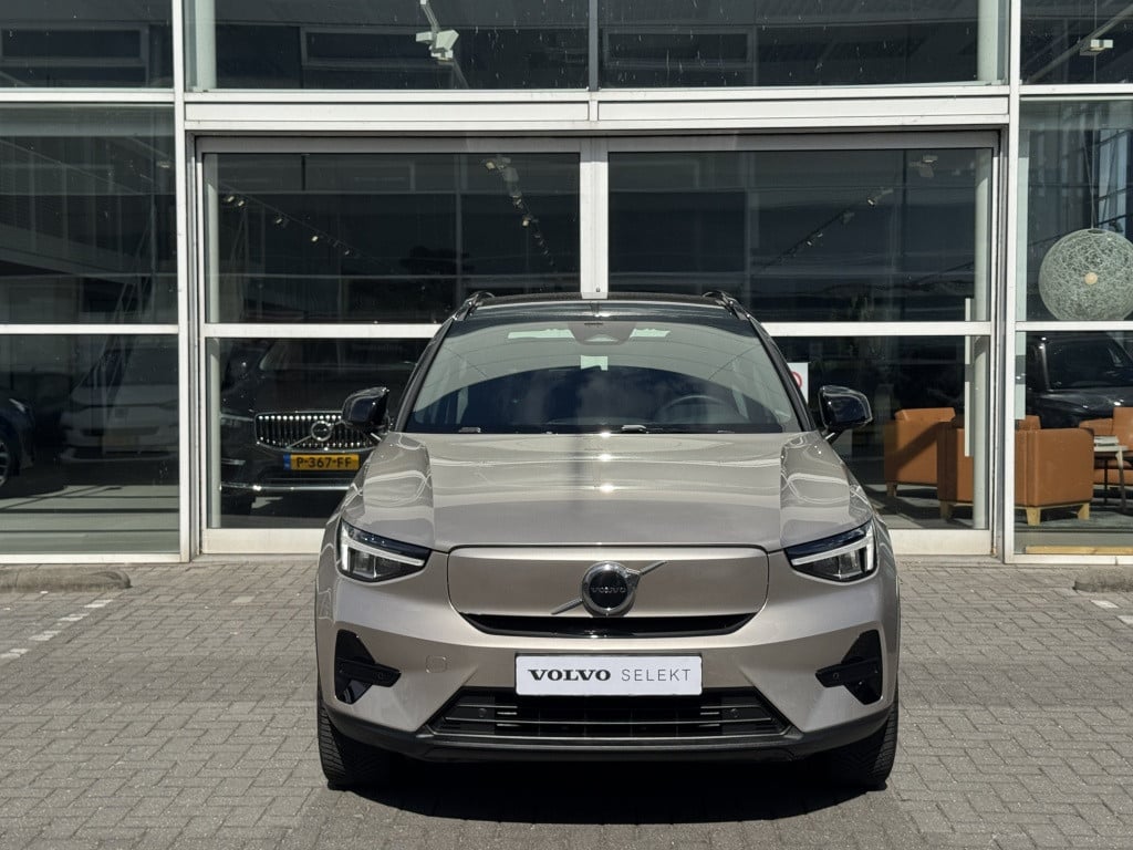 Volvo XC40 extended plus 82 kwh/252pk| adap.cruise| trekhaak| camera