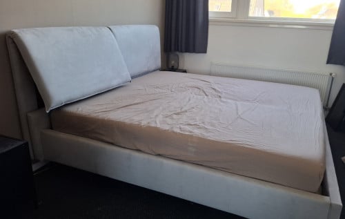 Mooi tweepersoonsbed ZGAN
