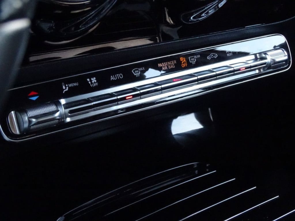 Mercedes-Benz A-Klasse 180 business solution widescreen cockpit