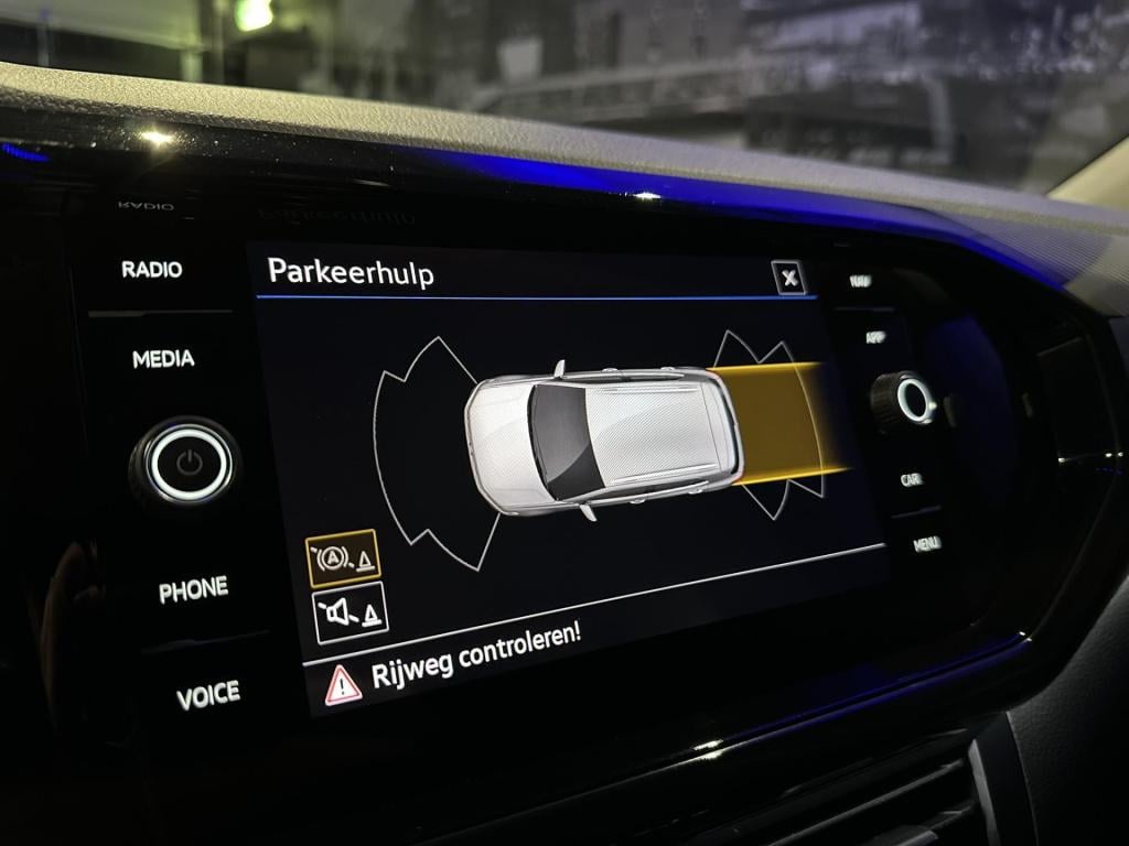 Volkswagen T-cross 1.0 tsi style *navi*led*winterpack*appconnect*