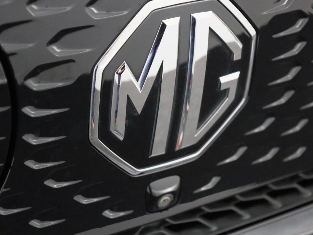 MG Zs Ev standard range luxury 50 kwh