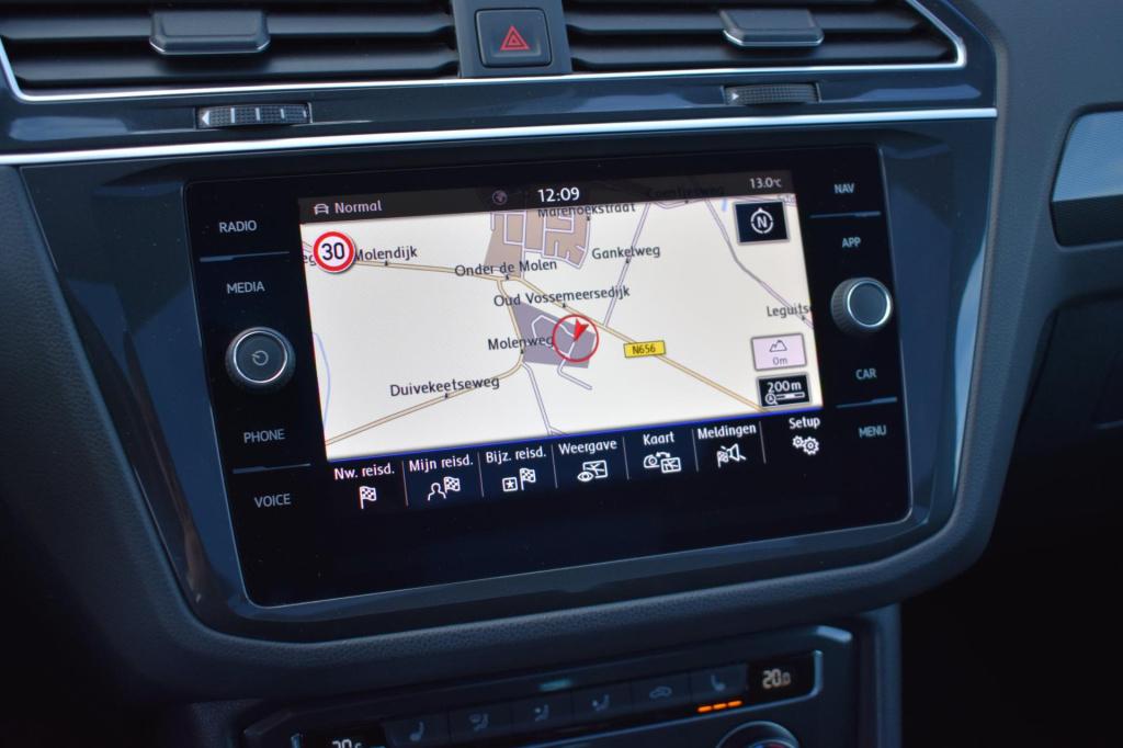 Volkswagen Tiguan 1.5 tsi act r-line | leder | pano | camera | nap | virtua