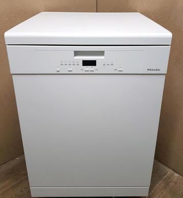 Miele vrijstaande Vaatwasser als nieuw en weinig gebruikt met handleiding