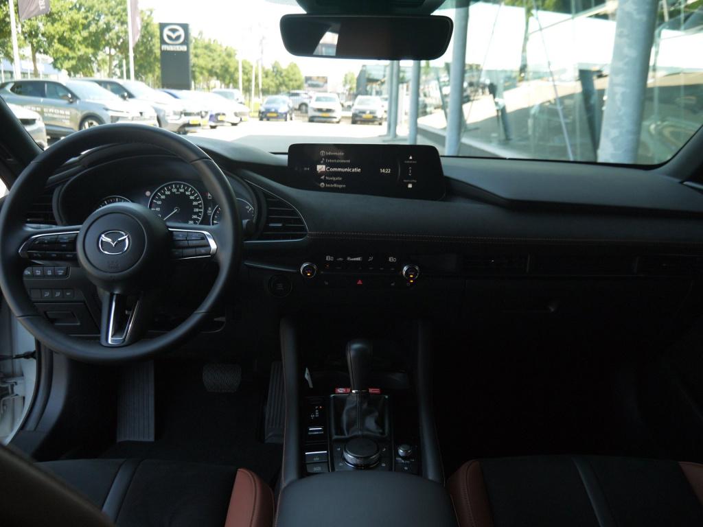 Mazda 3 2.0 e-skyactiv-x m hybrid 186 nagisa|rijklaar