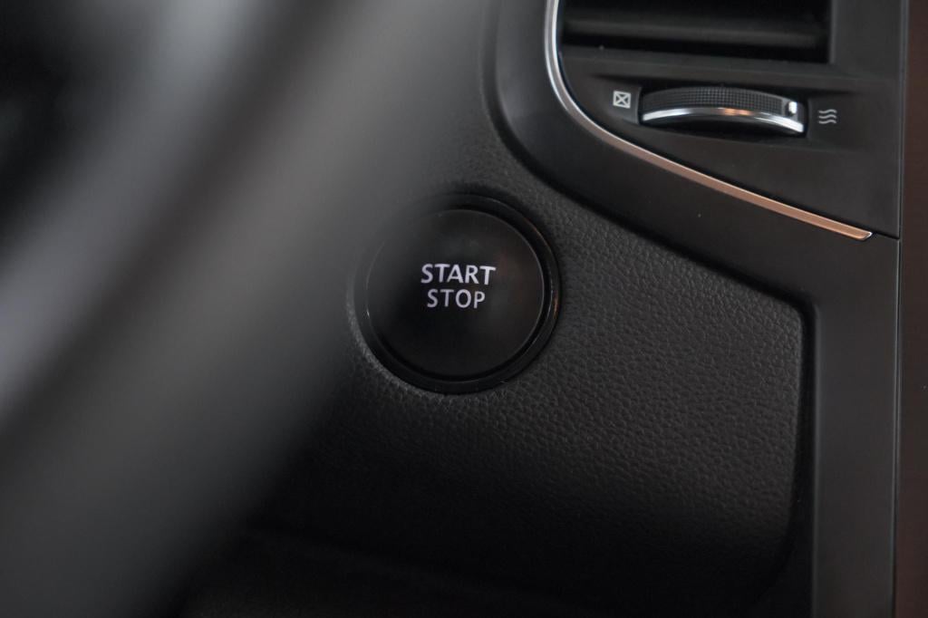 Renault Megane tce 110 limited | apple carplay | parkeersensoren | cruise c