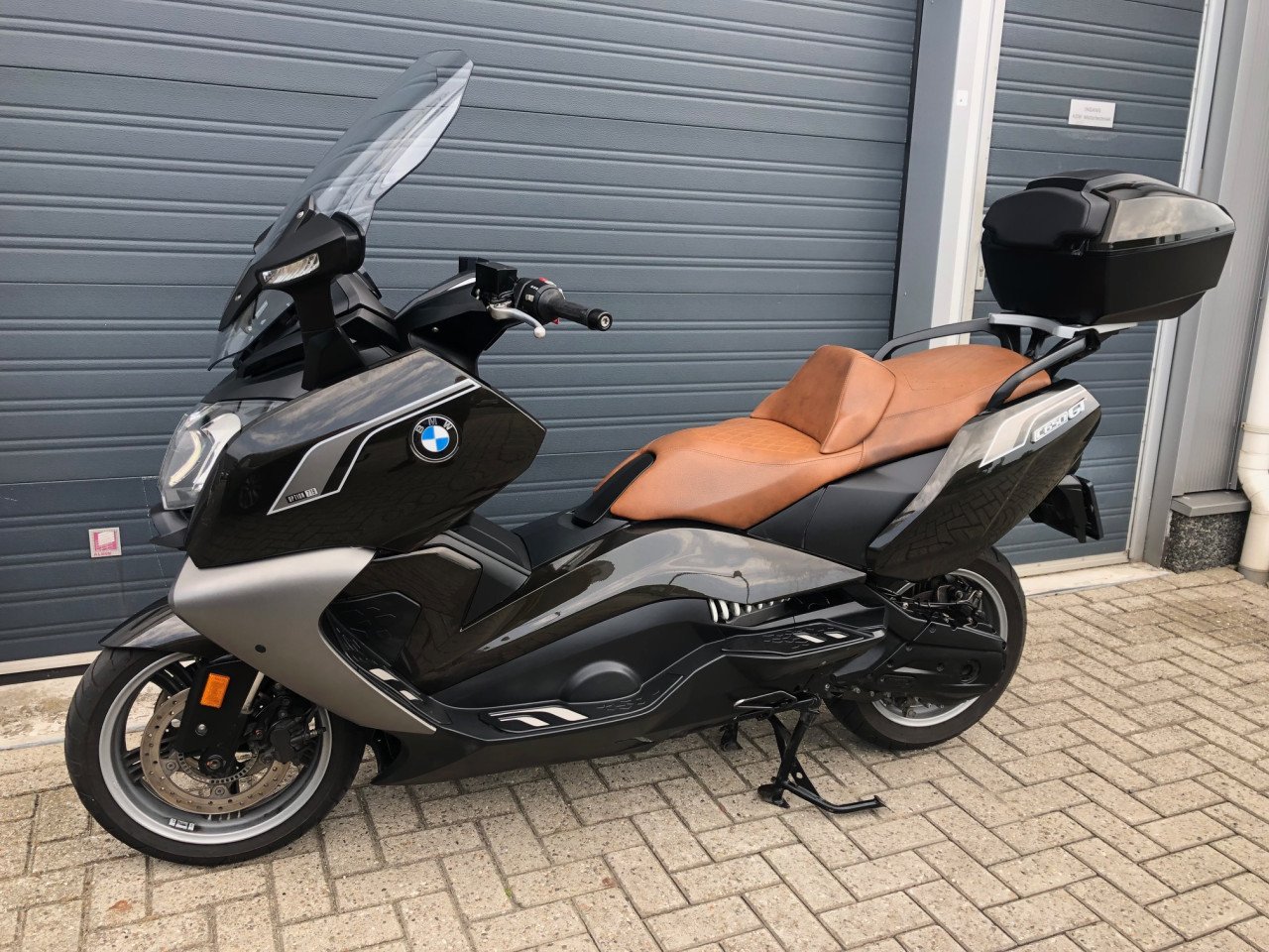 BMW C650GT uit 2019 met "optie 719" , side-view assist, topkoffer etc €4450