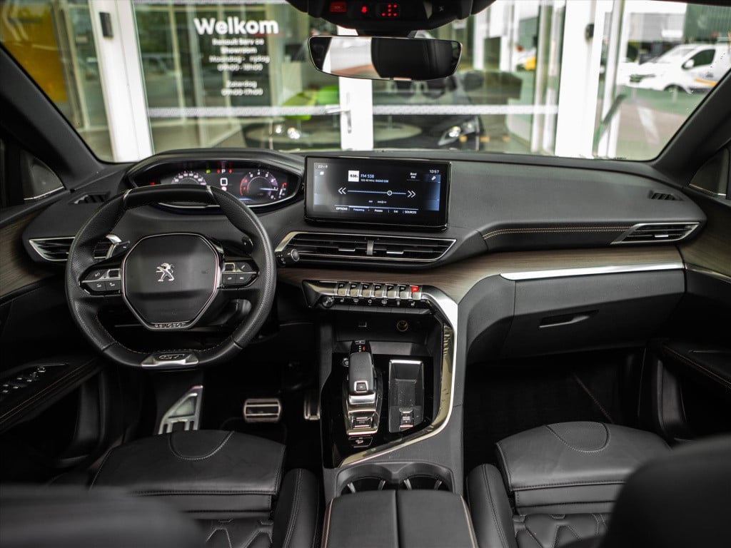 Peugeot 5008 1.2 puretech 130pk gt automaat | 7-zits | nappa leder | focal 