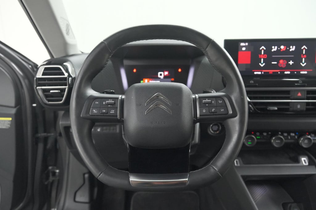 Citroen C4 puretech 130 eat8 shine | camera | dodehoekdetectie | head-up di