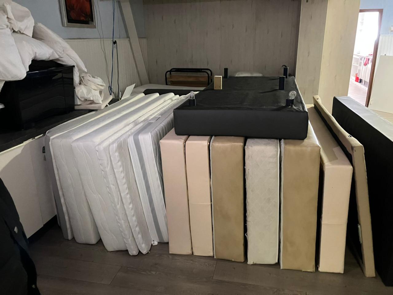 Gratis afhalen matrassen en matrasboxen